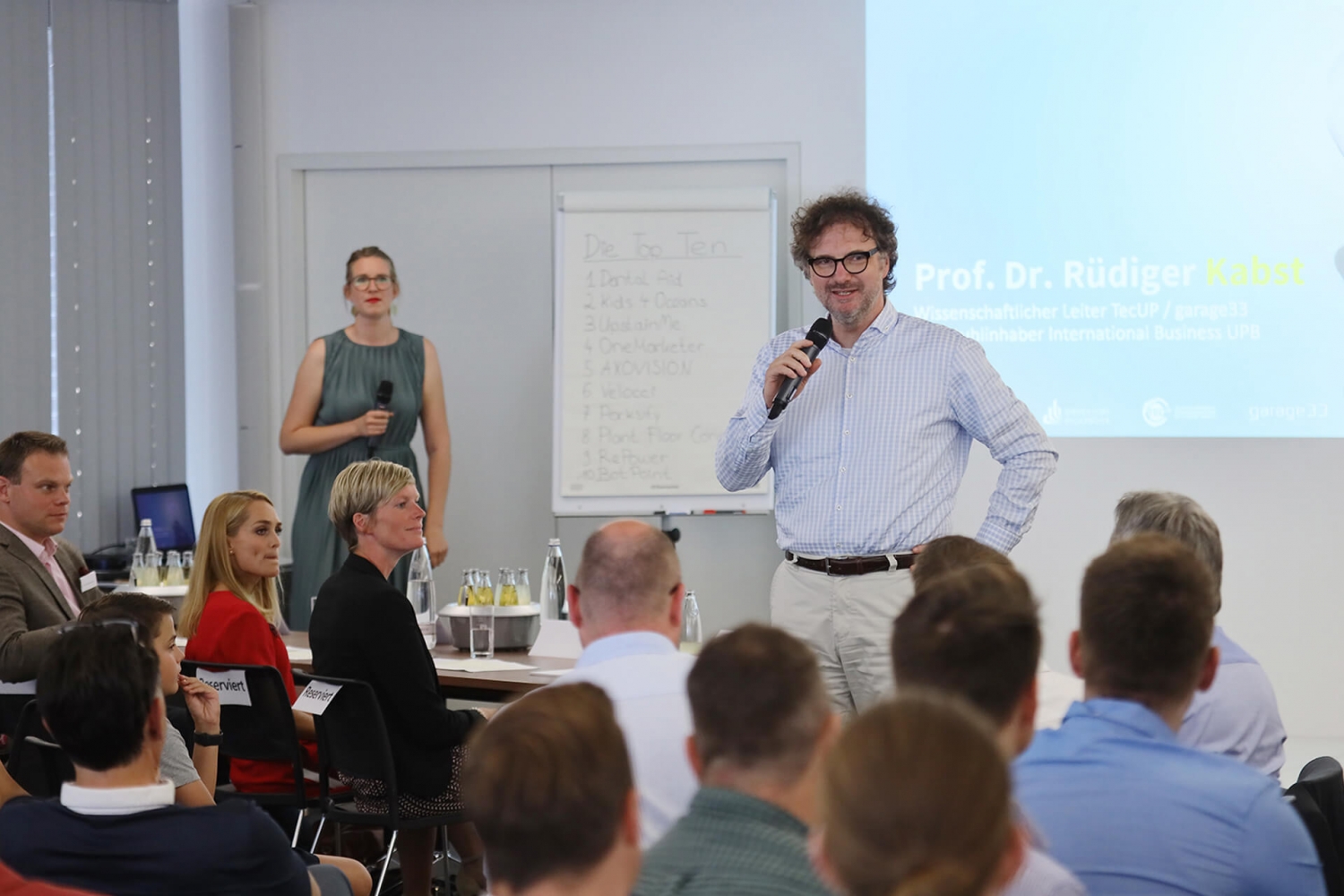 Prof. Dr. Rüdiger Kabst moderiert den Call for Ideas 2019 an